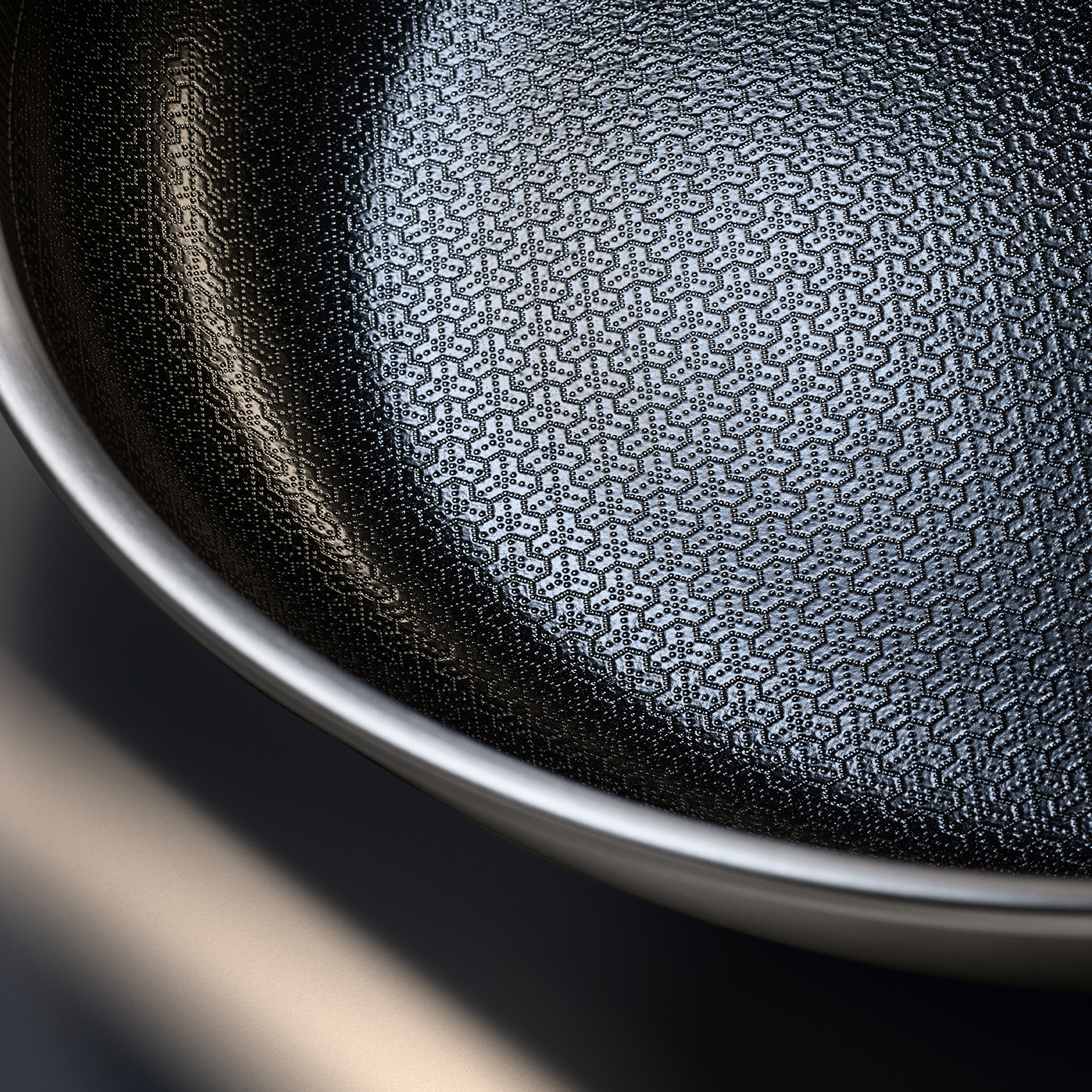 Ein einzelnes Produkt wird auf neutralem Hintergrund präsentiert. Produktdetails sind nicht enthalten.