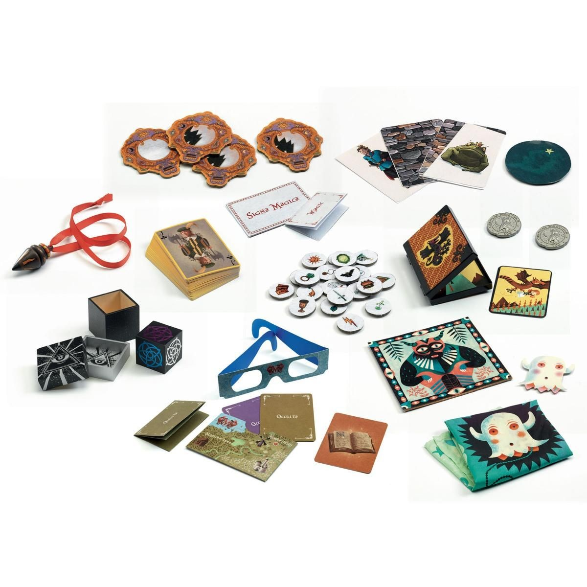 Das Bild zeigt das Zauberset "Zaubertricks: Incredibile Magus" mit vielen farbenfrohen Karten, Spielsteinen und magischen Utensilien. Verschiedene Requisiten wie Würfel, Münzen und eine Brille sind für Zaubertricks enthalten.