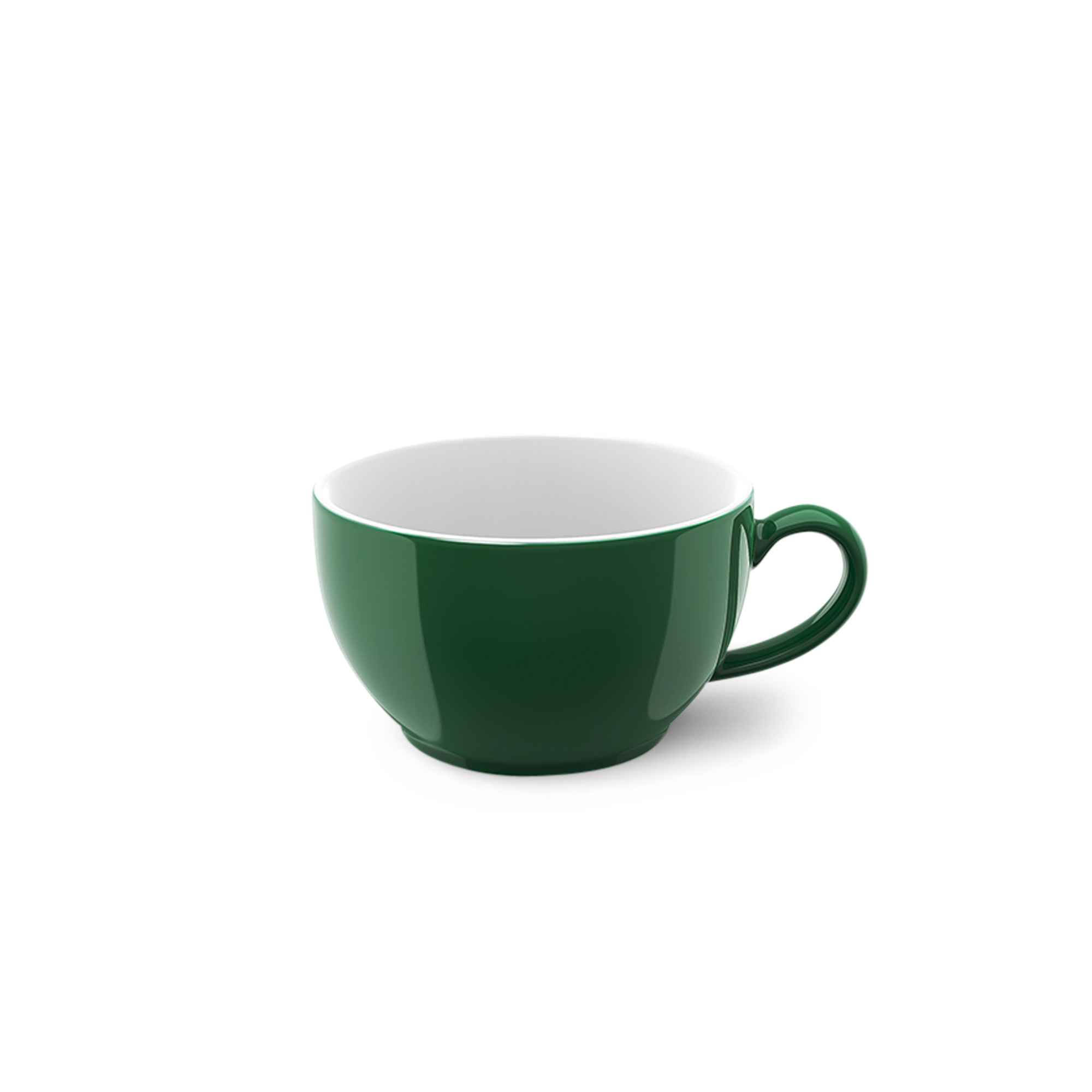 Abgebildet ist eine Kaffee Obertasse mit 0,25 l Fassungsvermögen in der Farbe Tannengrün. Die Tasse hat ein schlichtes und solides Design.