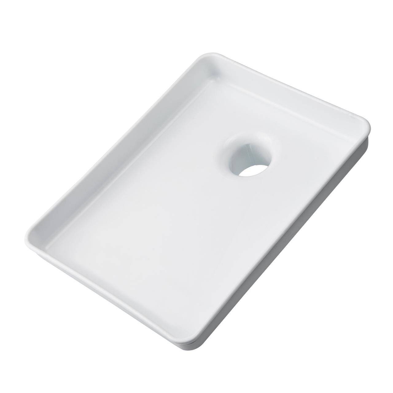 Das Bild zeigt eine weiße rechteckige Kunststoffschale mit einem Loch in der Mitte. Sie ist ein Zubehörteil für einen Fleischwolf.