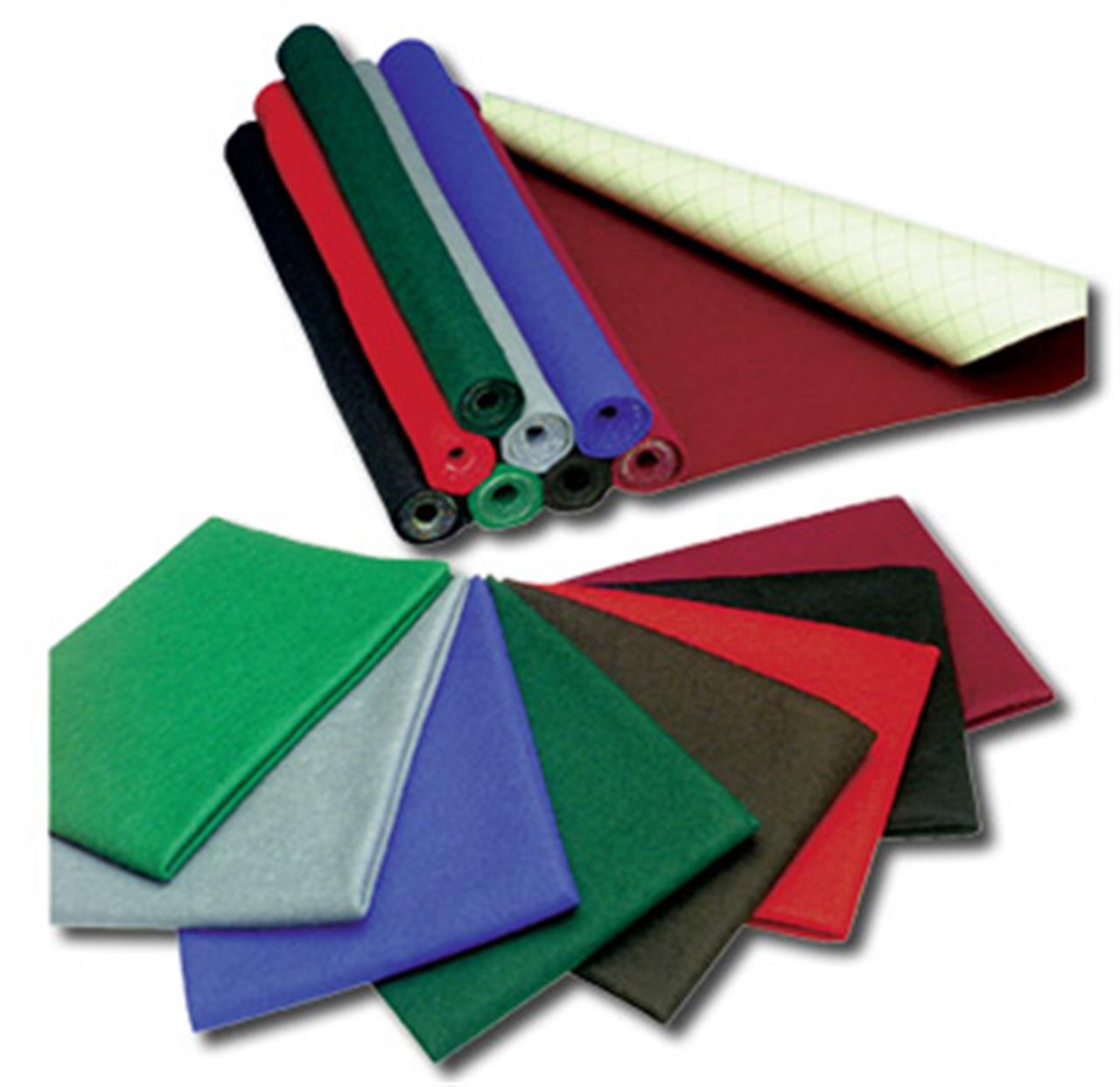 Das Bild zeigt Filzrollen und -bögen in verschiedenen Farben, darunter auch dunkelgrün. Es handelt sich um das Produkt "Haftfilz SB 90x65cm".