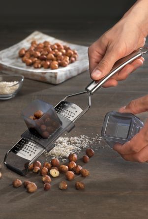 Hier ist ein Bild mit dem Dateinamen Microplane. Weitere Produktinformationen sind nicht angegeben.