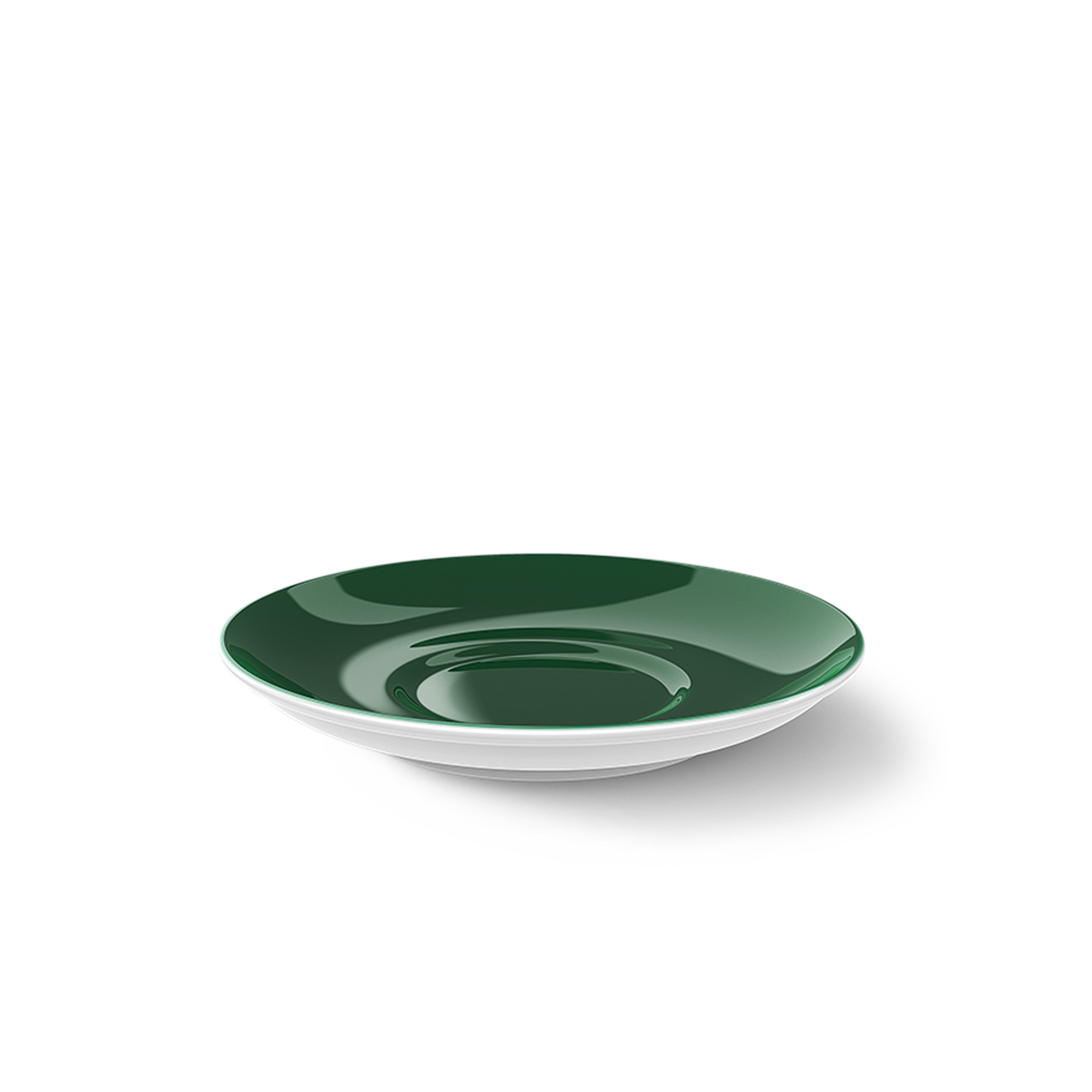 Abgebildet ist eine Untertasse für Kaffee in 14,5 cm Größe. Die Untertasse ist in der Farbe Tannengrün gehalten.