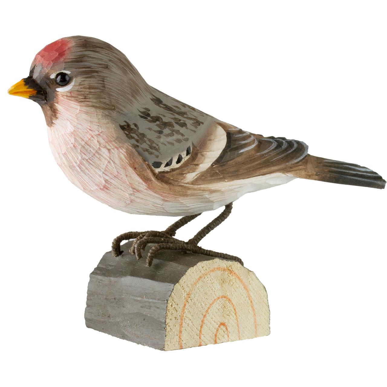 Dies ist eine handgefertigte Holzfigur eines Birkenzeisigs aus der Produktreihe DekoBird. Der Vogel ist naturgetreu bemalt und steht auf einem kleinen Holzsockel.