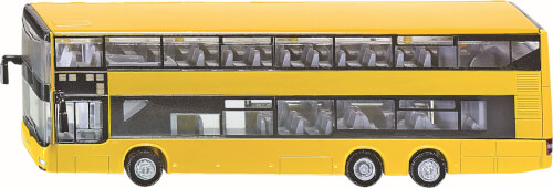 Auf dem Bild ist ein gelber Doppeldeckerbus zu sehen. Der Bus hat große Fenster und viele Sitzplätze auf beiden Etagen.