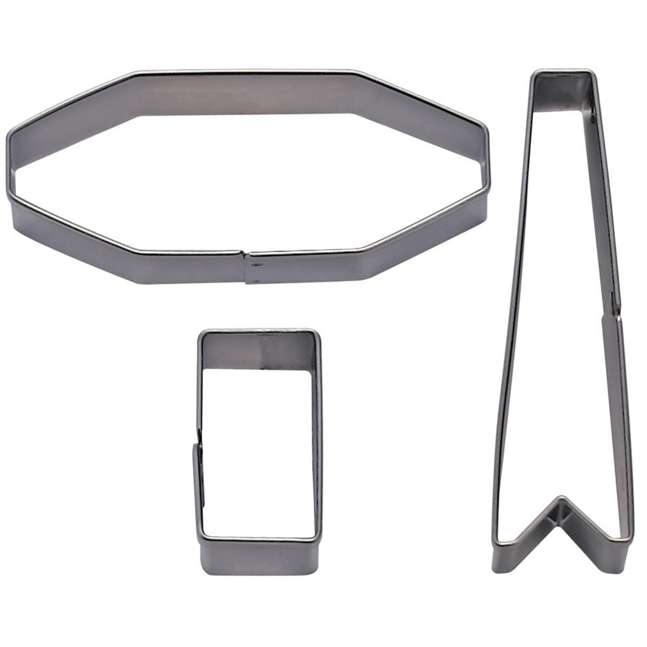 Das Bild zeigt das „Schleife Ausstecherset 3tlg“, bestehend aus drei verschieden geformten Ausstechern aus Metall. Die Ausstecher sind für das Backen und Formen von Teig gedacht.