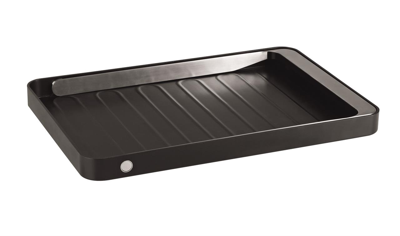 Das Bild zeigt ein schwarzes Serviertablett mit erhöhtem Rand. Es hat eine moderne, rechteckige Form und ist für Take-away geeignet.