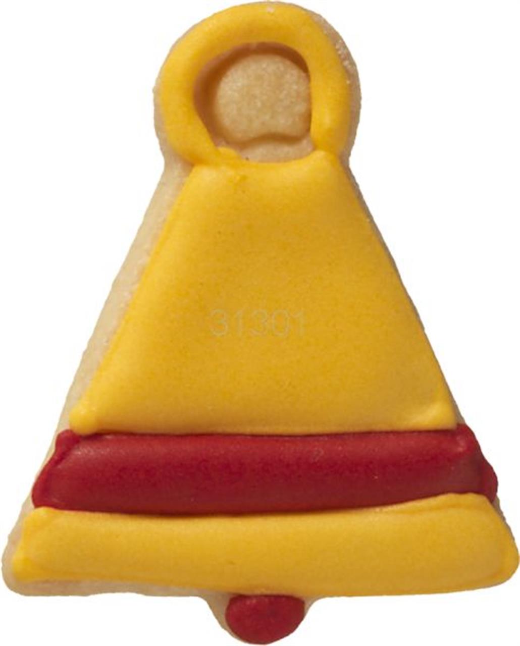 Das Bild zeigt einen Keks in Form einer geometrischen Glocke, der mit gelbem und rotem Zuckerguss verziert ist. Die Ausstechform "Glocke geometrisch" hat eine Größe von 5,6 cm.