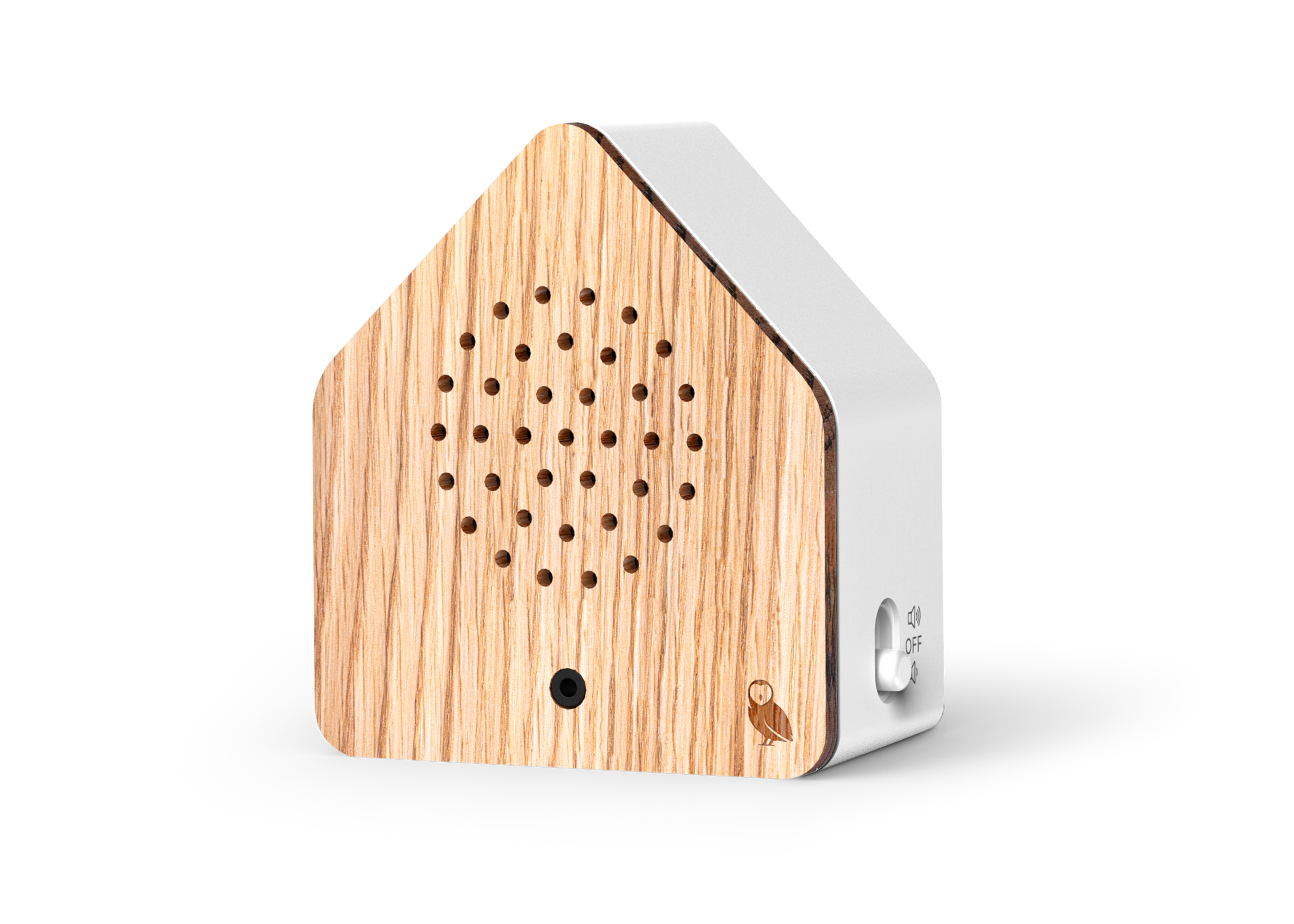 Das Bild zeigt eine Satellitebox Tawny Owl Wood. Die Holzbox bietet einen natürlichen Nistplatz für Waldkäuze.