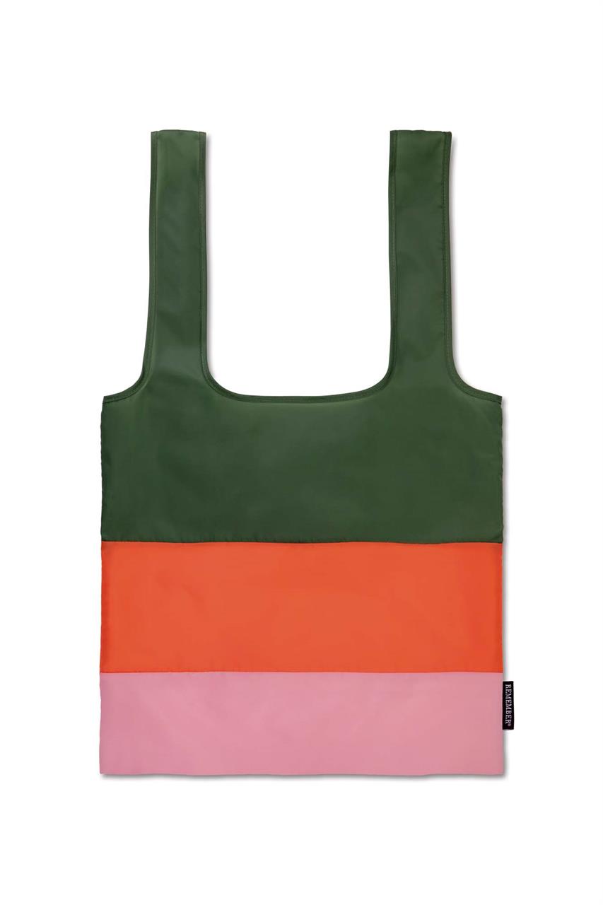 Die Abbildung zeigt die Tragetasche Faltbar Ivo. Die Tasche ist in drei Farbstreifen gestaltet: Dunkelgrün, Orange und Rosa.