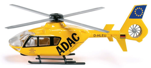 Auf dem Bild ist ein gelber Hubschrauber mit der Aufschrift "ADAC" zu sehen. Am Heck befindet sich eine Europaflagge und eine deutsche Flagge.