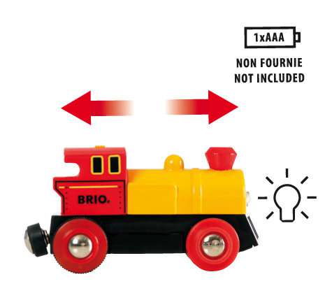 Das Bild zeigt die BRIO® World Gelbe Batterielok 33594, eine gelb-rote Spielzeuglokomotive. Die Lokomotive benötigt eine AAA-Batterie, die nicht im Lieferumfang enthalten ist.