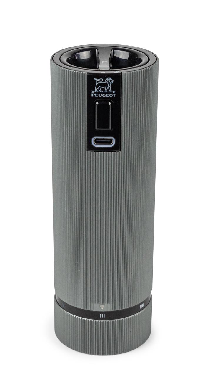 Dies ist eine elektrische Pfeffermühle aus Aluminium und Carbon mit einer Höhe von 15 cm. Das moderne Design verfügt über eine USelect-Funktion zur Einstellung des Mahlgrades.