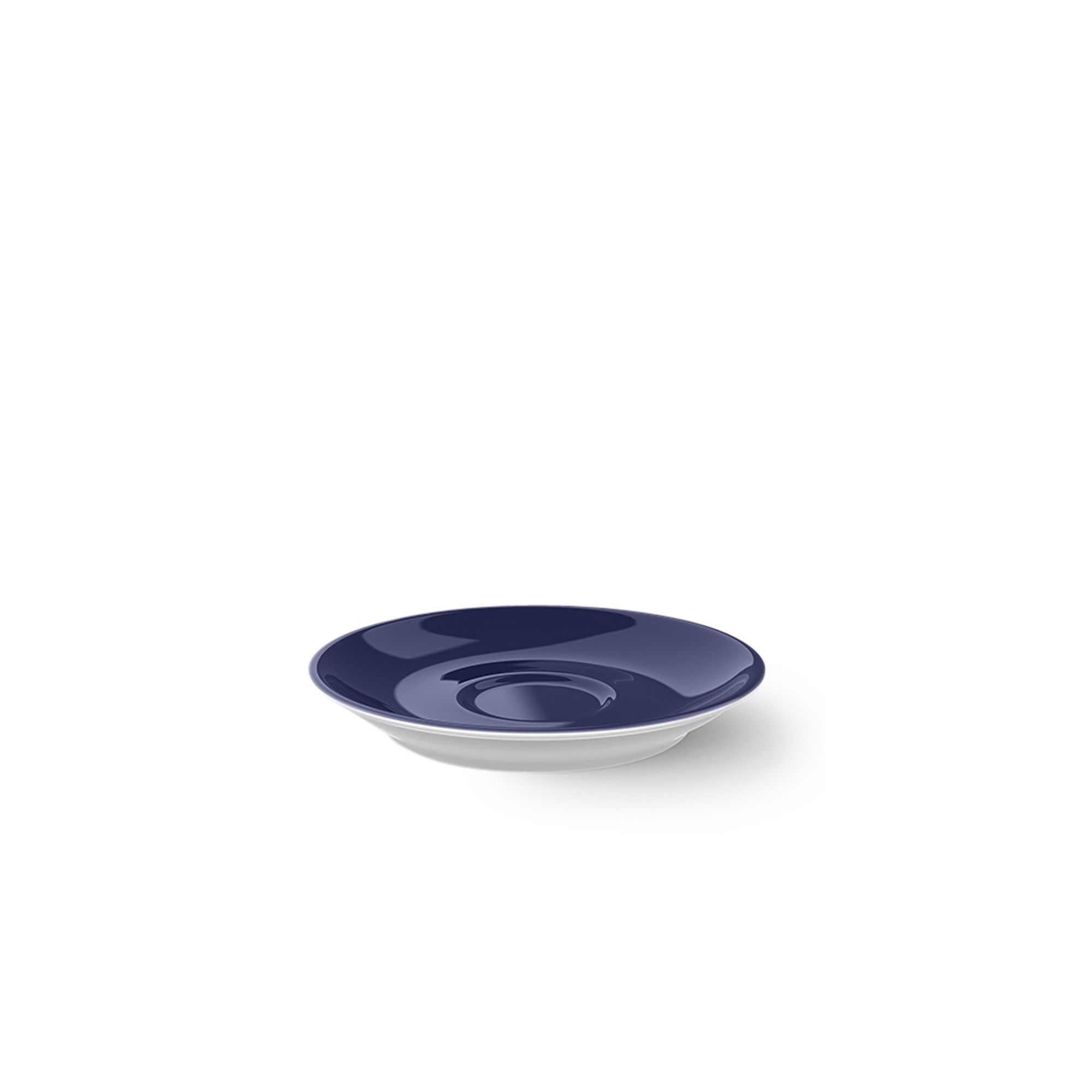 Das Bild zeigt die Espresso Untertasse Classico 12 cm Marine Solid Color. Die Untertasse ist speziell für Espressotassen im klassischen Look gestaltet.