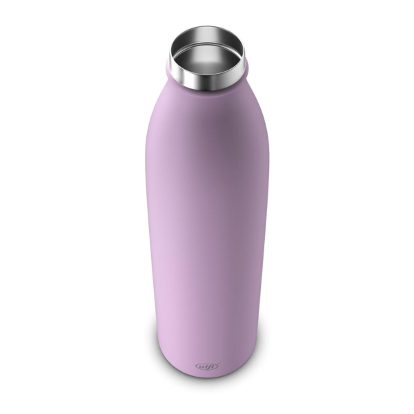 Auf dem Foto sieht man eine lilafarbene Isolierflasche. Sie ist aufrecht auf einer hellen Fläche platziert.