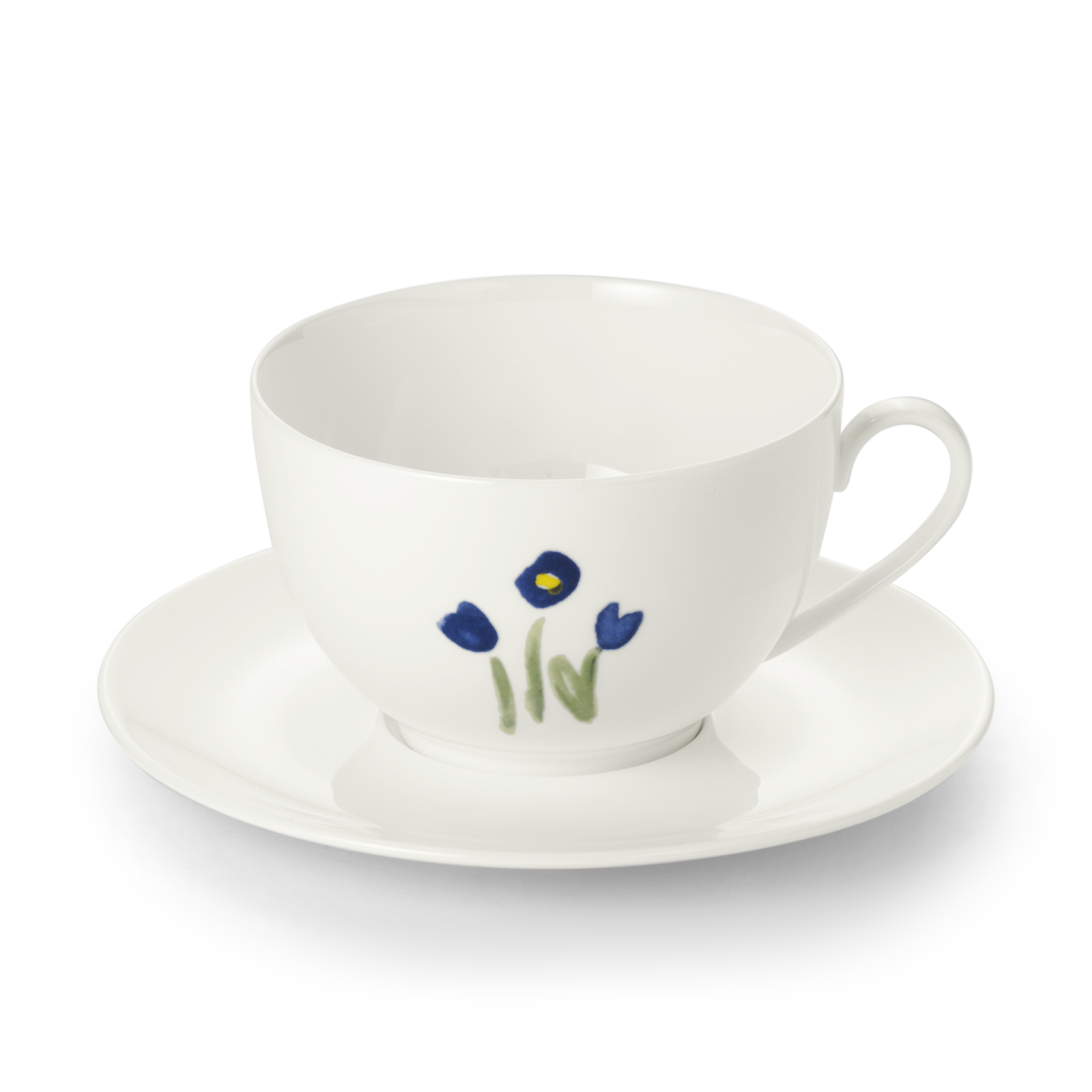 Abgebildet ist die Grand Obertasse 0,40 l Impression Blume Blau Fine. Die Tasse ist in einem stilvollen blauen Blumenmuster gestaltet.