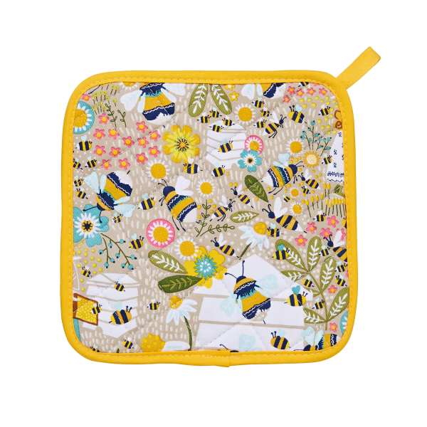 Das Bild zeigt einen Topflappen mit buntem Bienen- und Blumenmuster. Der Topflappen hat einen gelben Rand und eine praktische Schlaufe zum Aufhängen.