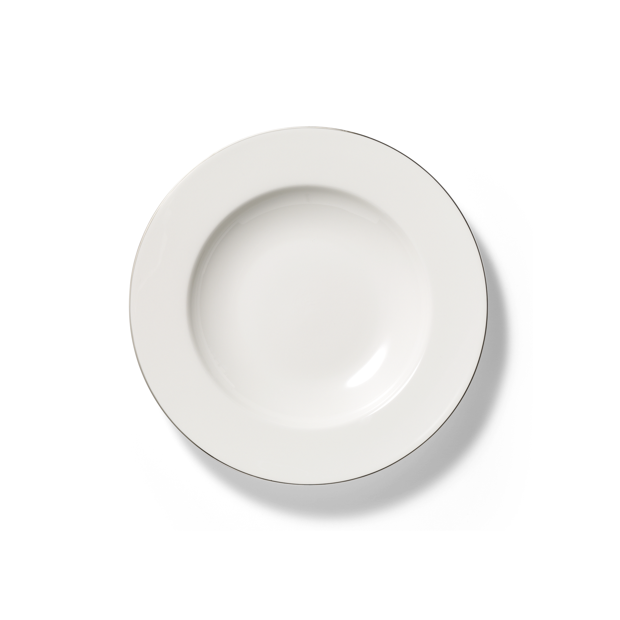 Dies ist ein tiefer Teller mit einem Durchmesser von 23 cm aus der Platin Line Fine Bone China Kollektion. Der Teller eignet sich ideal für Suppen und Eintöpfe.