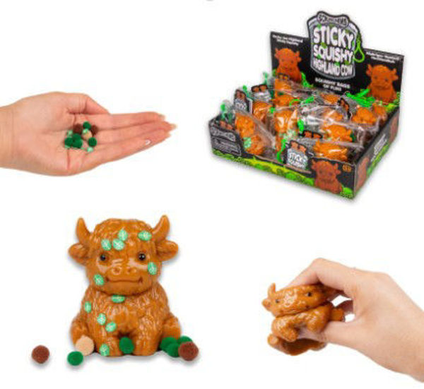 Das Bild zeigt ein Sticky Squishy Highland Cow Spielzeug. Es handelt sich um eine dehnbare, weiche Kuhfigur.