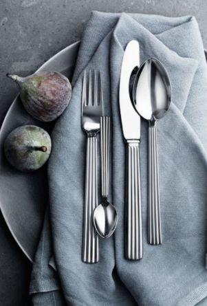 Das Bild zeigt ein Produkt der Marke Georg Jensen. Es dient zur anschaulichen Darstellung des Artikels.