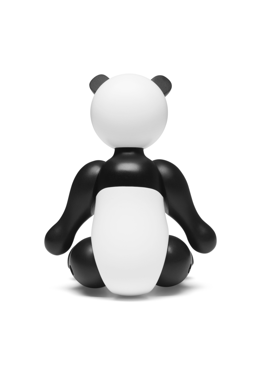 Das Bild zeigt eine kleine, schwarz-weiße Pandafigur von hinten. Die Figur sitzt und hat runde Ohren sowie abgerundete Arme und Beine.