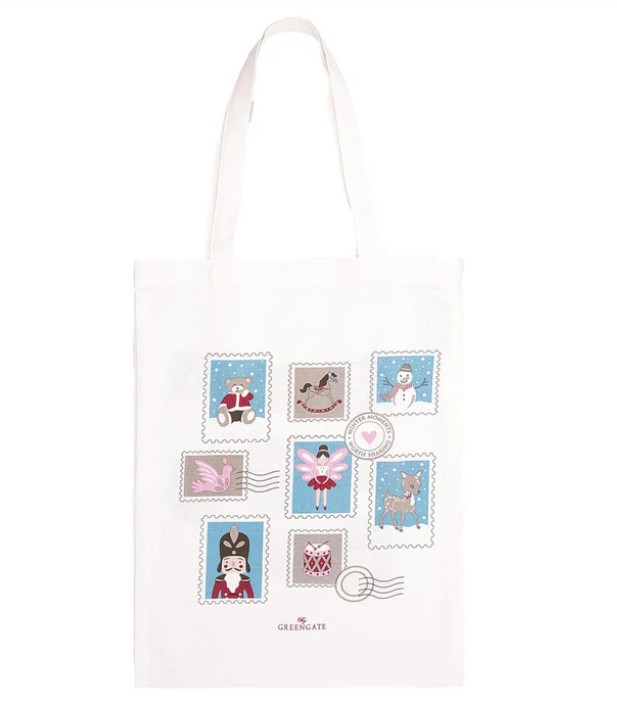 Dargestellt ist die Bag cotton Xmas letter white. Diese weiße Baumwolltasche trägt einen weihnachtlichen Brief-Aufdruck.