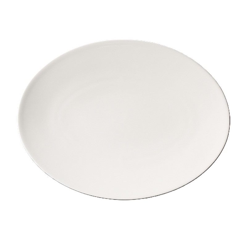 Diese ovale Platte ist 39 cm groß und aus reinweißem Fine Bone China gefertigt. Sie wirkt schlicht und elegant, ideal für den stilvollen Serviertisch.