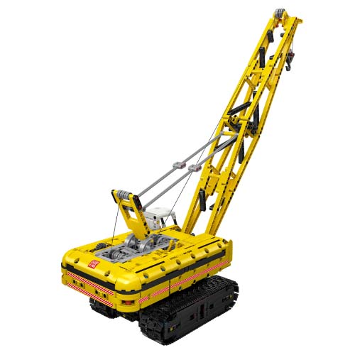 Auf dem Bild ist ein gelber Raupenkran von Mould King zu sehen. Das Modell verfügt über eine Fernsteuerung (RC) und ist detailreich gestaltet.