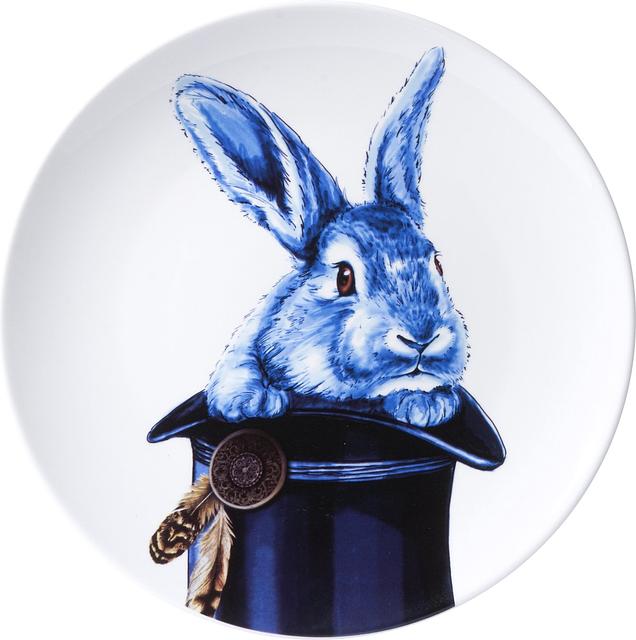 Teller Rabbit out of the hat. Der Teller zeigt ein Kaninchen, das aus einem Zylinder schaut.