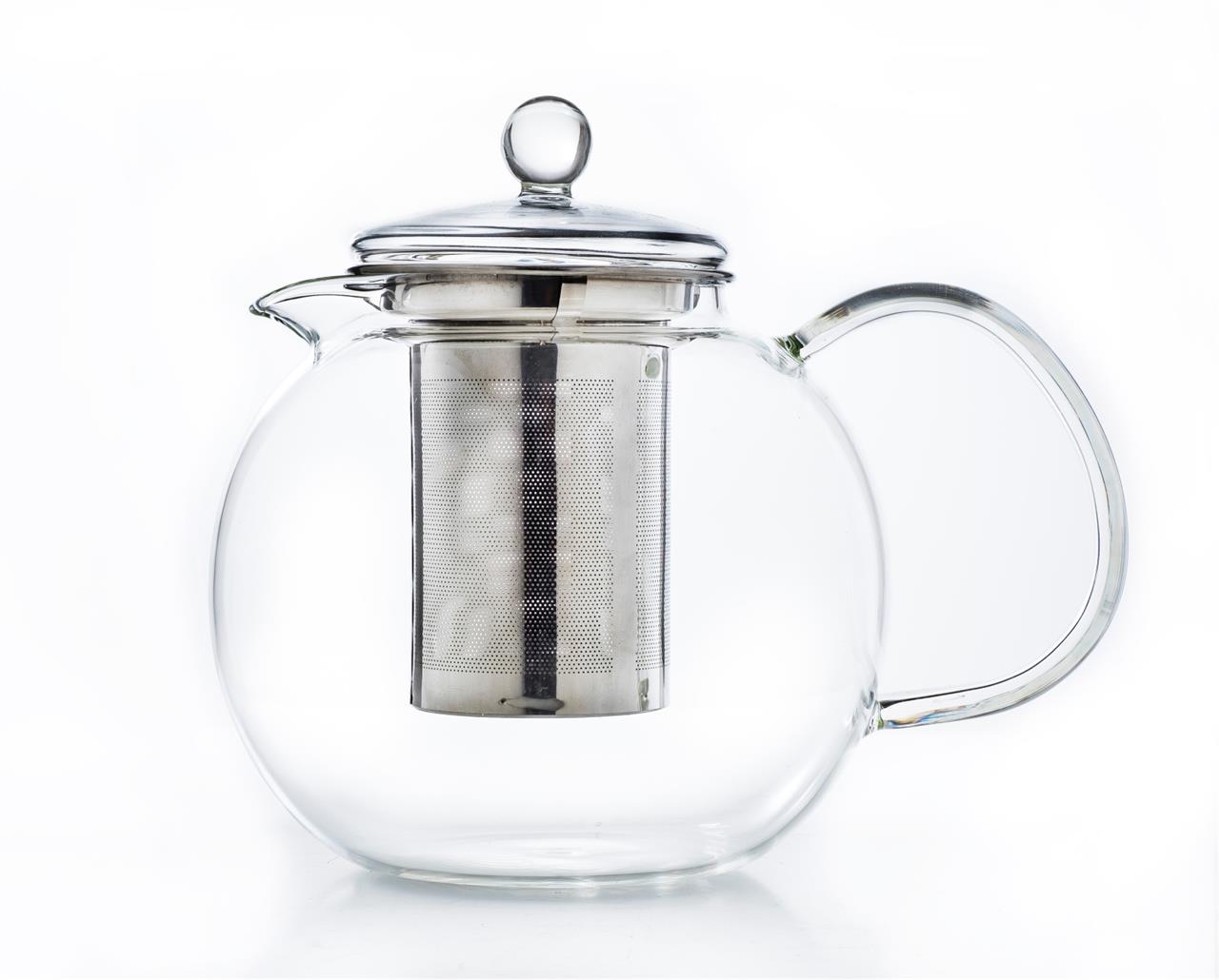 Auf dem Bild ist eine Teekanne aus Glas mit einem Fassungsvermögen von 0,85 Litern zu sehen. Sie hat einen Metallfilter und einen runden Glasdeckel.