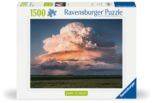 Auf dem Bild ist eine Ravensburger Puzzle-Schachtel mit 1500 Teilen zu sehen. Das Motiv zeigt eine beeindruckende Wolkenformation über einer weiten Landschaft.
