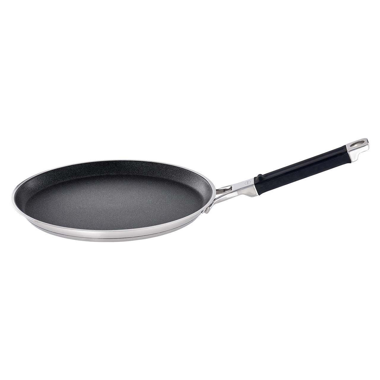 Die Abbildung zeigt eine Crêpes-Pfanne Silence Pro Resist mit einem Durchmesser von 28 cm. Die Pfanne hat eine flache Form und einen langen Griff, ideal zum Zubereiten von Crêpes.