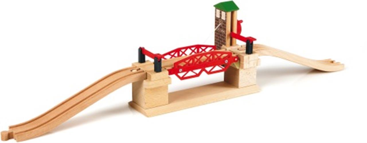 Das Bild zeigt die BRIO® Hebebrücke 33757, ein Spielzeug aus Holz. Die Brücke hat rote Geländer und eine kleine grüne Hütte an der Seite.