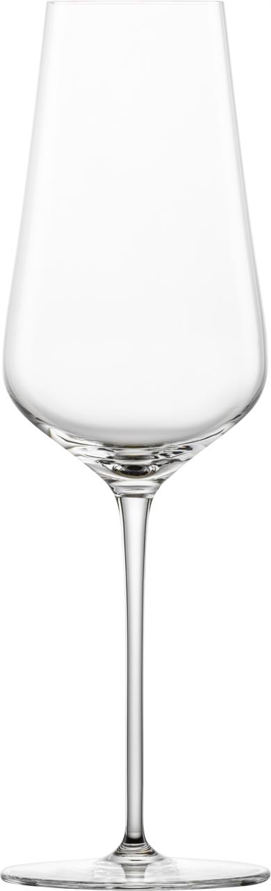 Das Bild zeigt ein elegantes Sektglas aus der Produktlinie "2er Sekt DUO 77 mit Moussierpunkt". Das Glas hat einen langen Stiel und eine schlanke, leicht bauchige Form.