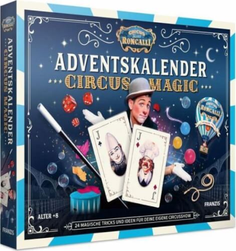 Auf dem Bild ist ein Adventskalender mit dem Thema "Circus Magic" abgebildet. Der Kalender zeigt einen Zirkuszauberer, Spielkarten und bunte Zirkuselemente auf der Verpackung.