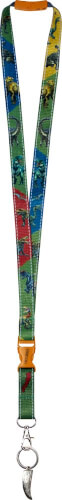 Das Bild zeigt ein buntes Schlüsselband mit Dinosauriermotiven. Am Ende des Schlüsselbands befindet sich ein Metallhaken zum Befestigen von Schlüsseln oder Ausweisen.