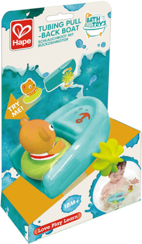 Auf dem Bild ist ein Spielzeug-Boot mit einer kleinen Ente darauf zu sehen. Das Spielzeug ist für Kinder ab 18 Monaten geeignet und gehört zur Marke Hape.