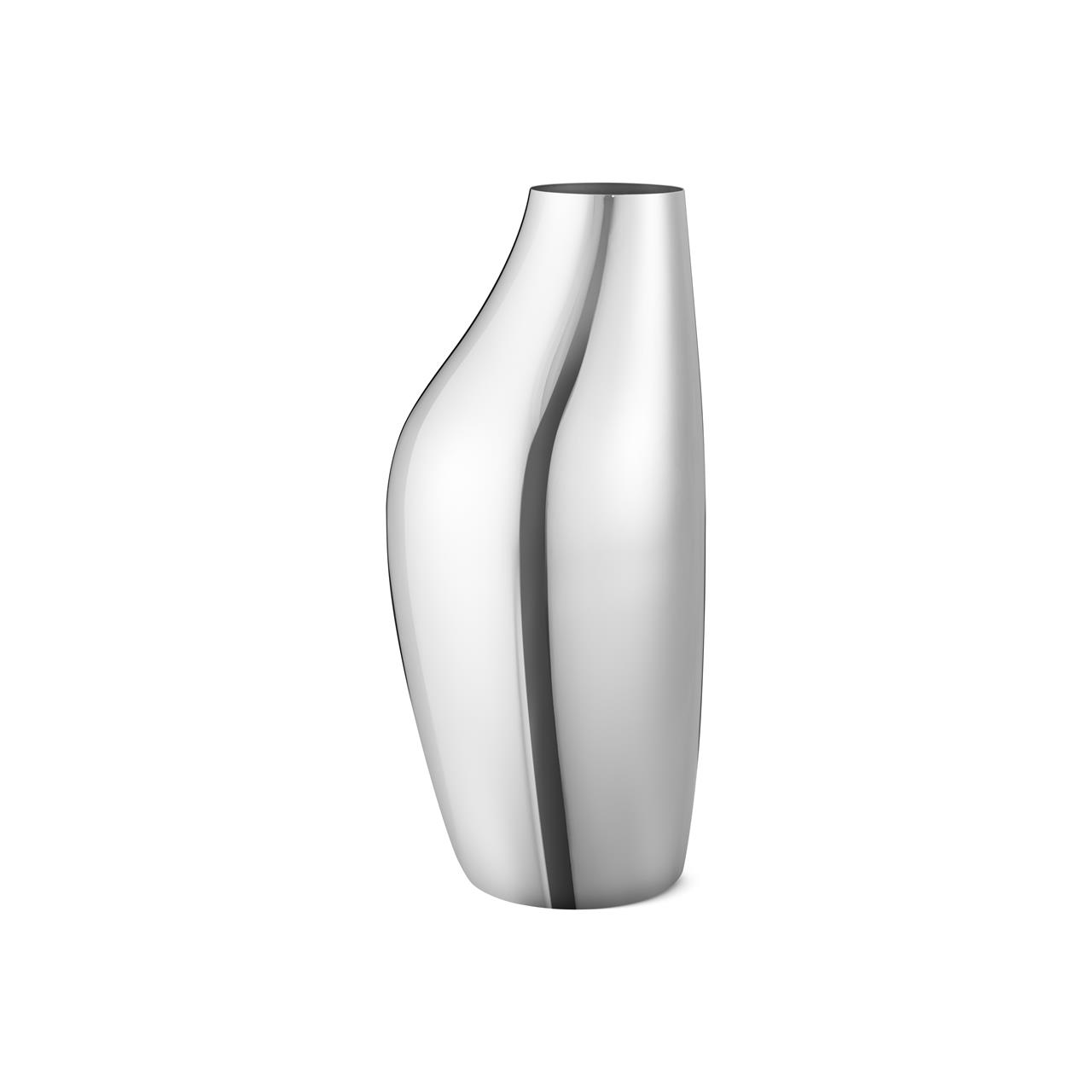 Die Abbildung zeigt die Sky Bodenvase mit einer modernen, geschwungenen Form. Die Vase besteht aus glänzendem Metall und hat ein elegantes, minimalistisches Design.