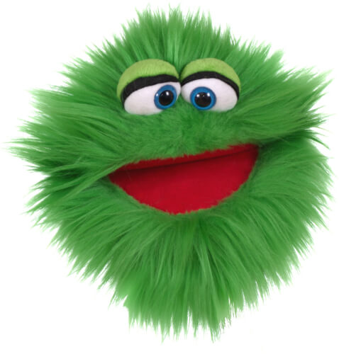 Das Bild zeigt einen grünen, pelzigen Puppenkopf mit großen Augen und rotem Mund. Die Puppe sieht freundlich und fröhlich aus.