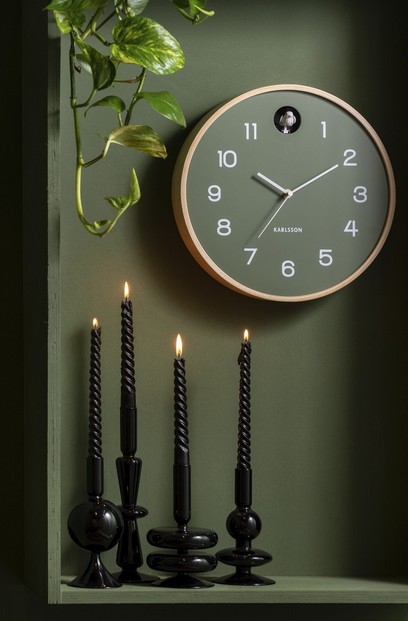 Das Bild zeigt eine Wanddekoration. Sie dient der Verschönerung von Innenräumen.