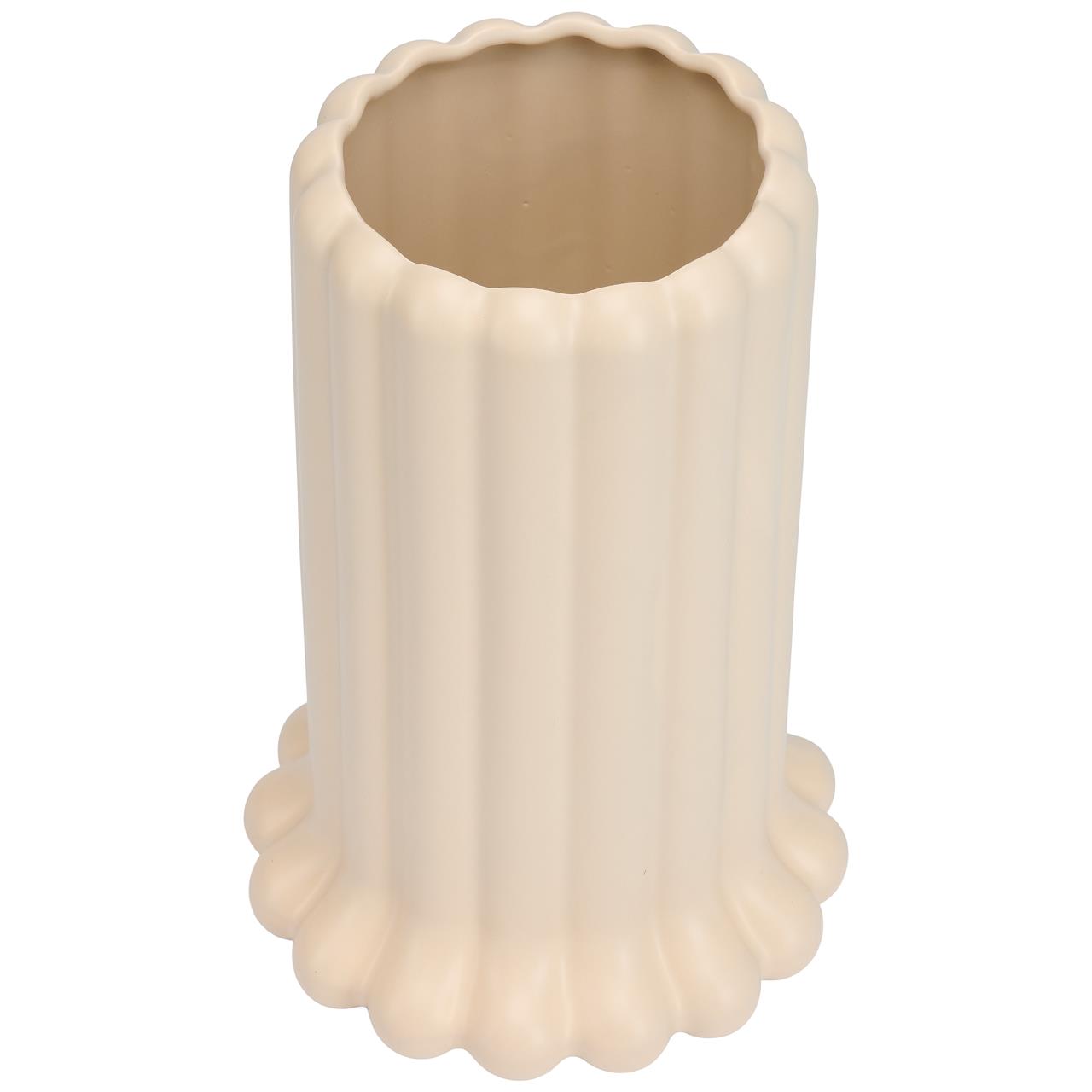 Die Abbildung zeigt eine beige Vase mit einer geriffelten, röhrenförmigen Struktur. Die Vase ist 24 cm hoch und hat einen gewellten Rand.