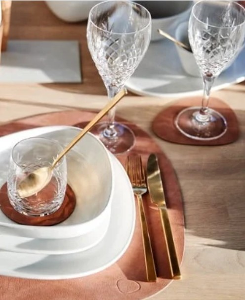 Das Bild zeigt ein Objekt mit dem Dateinamen 'glser'. Das genaue Aussehen kann aus dem Dateinamen geschlossen werden, da keine Produktinformationen vorhanden sind.