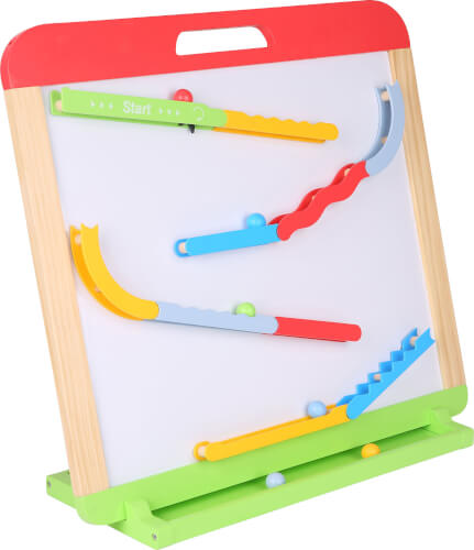 Das Bild zeigt ein buntes Kugelbahn-Spiel aus Holz. Mehrere bunte Kugeln rollen auf verschiedenen Bahnen nach unten.