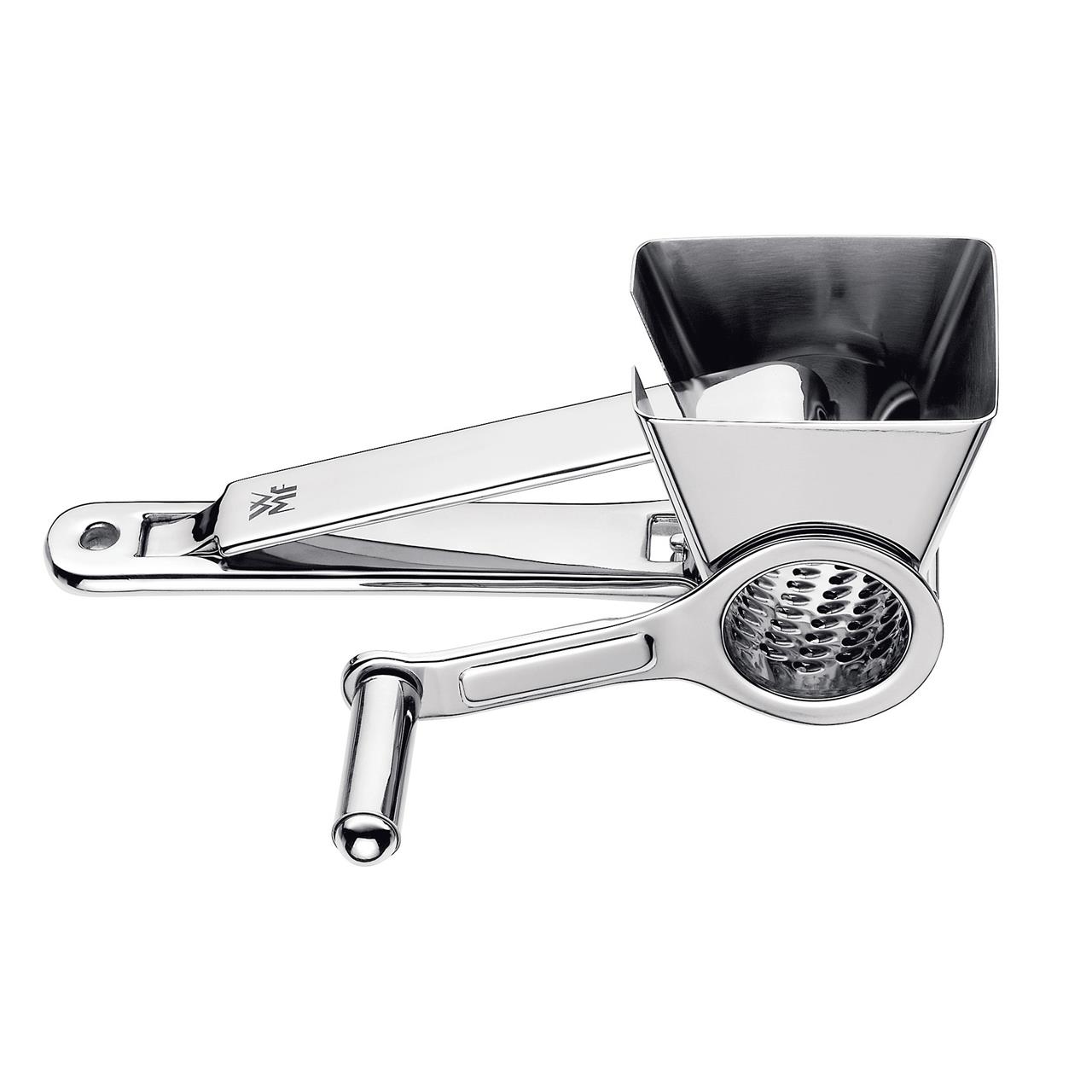 Das Bild zeigt eine silberne Käsemühle aus Metall. Sie hat einen Griff und eine Trommel zum Reiben von Käse.