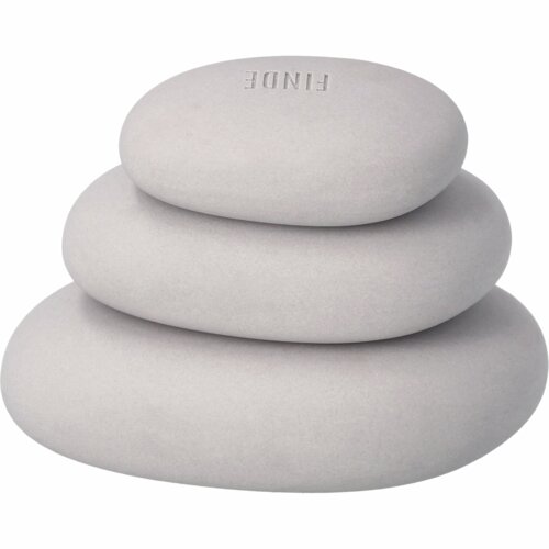 Das Foto zeigt eine Auswahl an Wohn-Accessoires. Verschiedene Dekoartikel sind nebeneinander platziert.