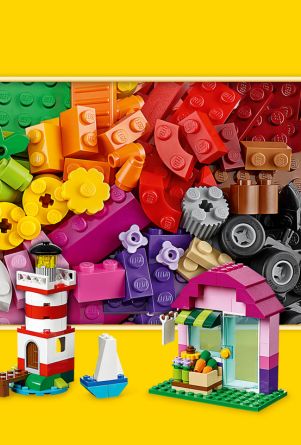 Das Bild zeigt einen Artikel von Lego. Lego ist bekannt für seine bunten Bausteine zum Zusammenbauen.