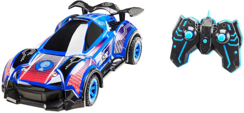 Das Bild zeigt ein ferngesteuertes Auto in blau-schwarzem Design. Rechts daneben liegt eine passende Fernbedienung.