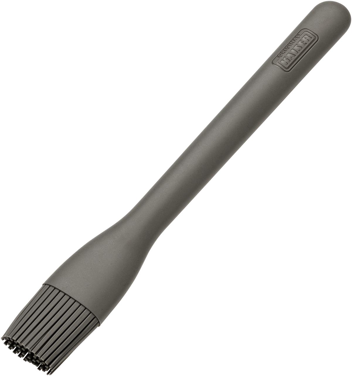 Das Bild zeigt einen Backpinsel Gripflex mit einem langen, grauen Griff. Die Borsten bestehen aus flexiblem Material und sind ideal zum Bestreichen von Backwaren geeignet.