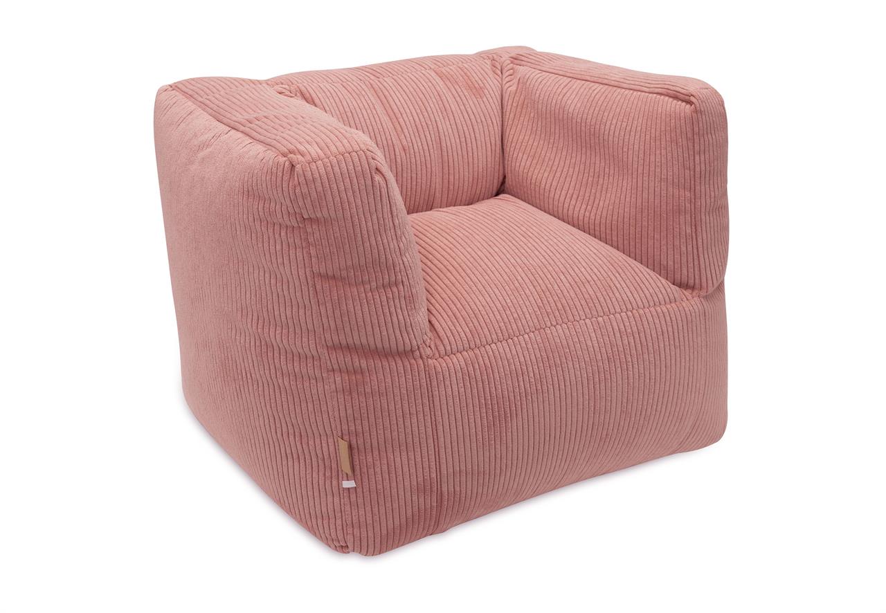 Auf dem Bild ist ein rosa Kindersessel aus Cordstoff zu sehen. Der Sessel hat eine weiche, gemütliche Form und eignet sich ideal zum Sitzen und Entspannen.