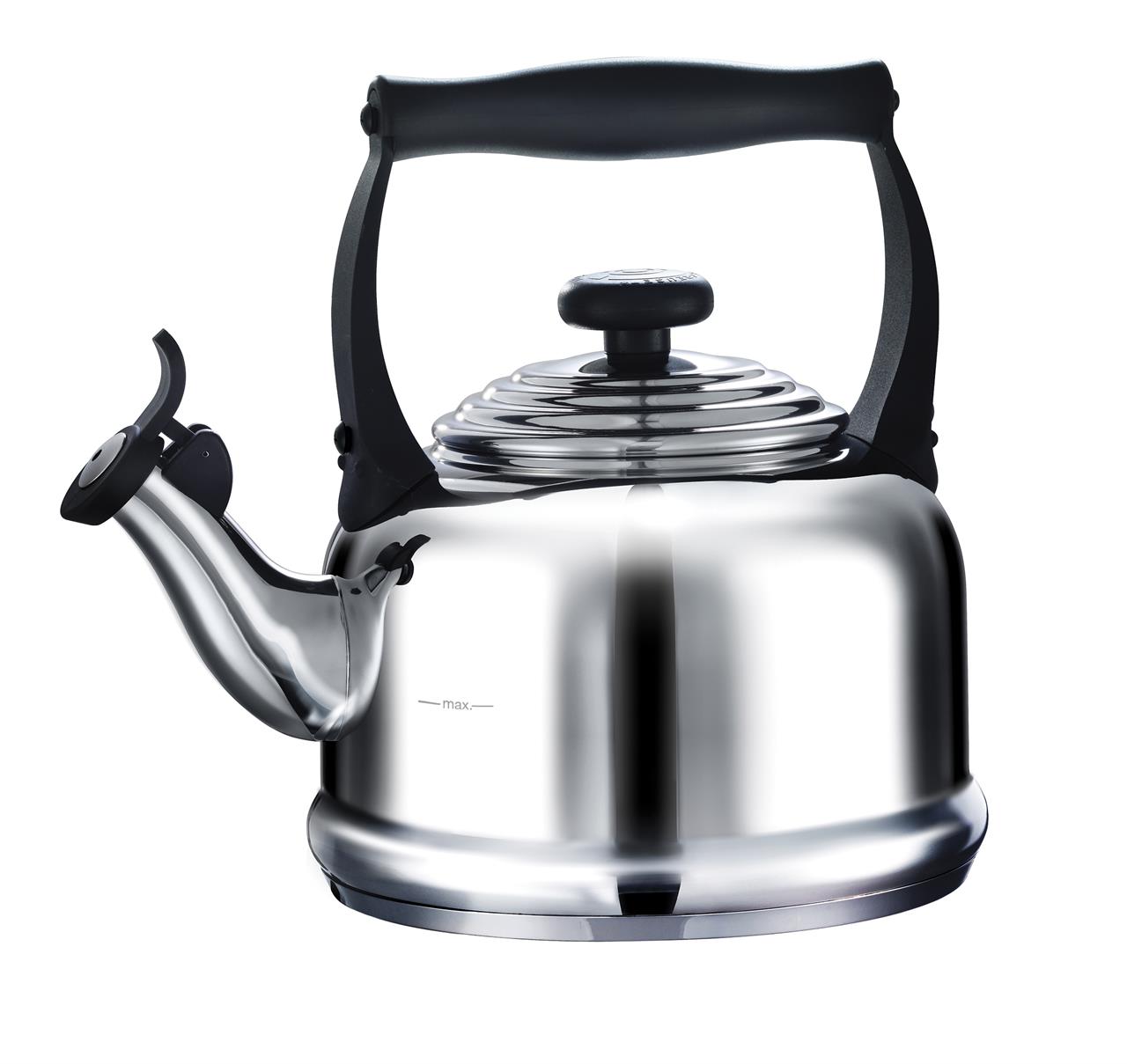 Der Wasserkessel Tradition Edelstahl ist aus glänzendem Edelstahl gefertigt und hat einen schwarzen Griff. Er besitzt einen klassischen Ausgießer mit Klappdeckel.